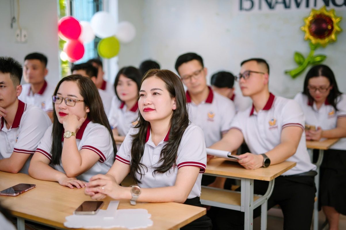 Lựa Chọn Đồng Phục Online Thiết Kế Miễn Phí Tại Thiên Việt