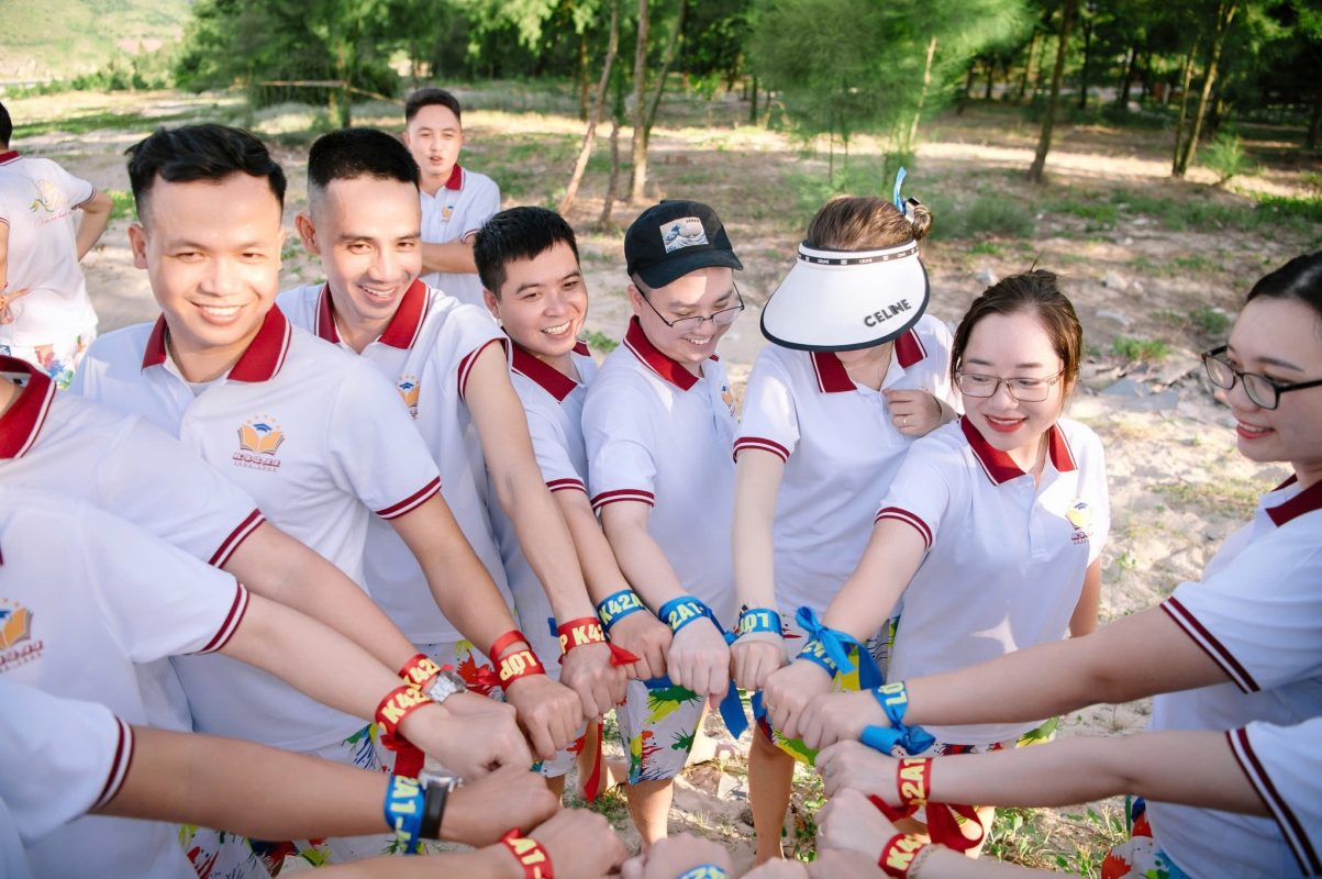 Kinh Nghiệm Lựa Chọn Đồng Phục Online Cho Doanh Nghiệp