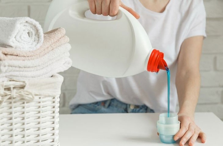 Chọn Nước Giặt Phù Hợp, Hạn Chế Chất Tẩy Mạnh