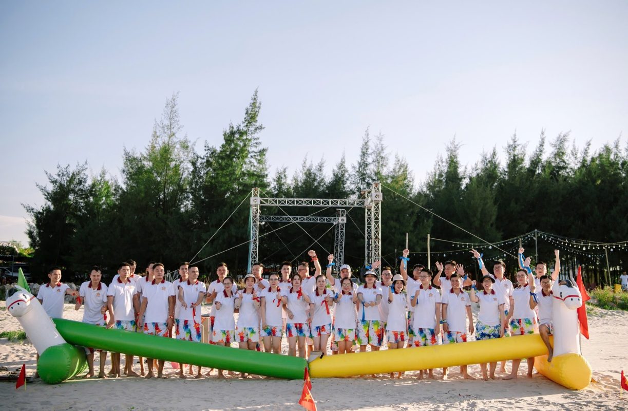 Áo Thun Team Building