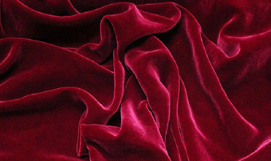 Vải Nhung – Mềm Mại, Quý Phái Và Giữ Nhiệt Tốt Trong Ngày Đông Lạnh