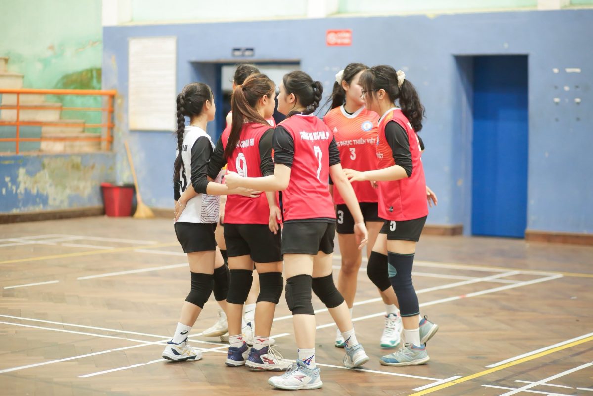 Thiên Việt – Nhà tài trợ đồng phục bóng chuyền cho Sư phạm Huế tại Giải Sinh viên 2025