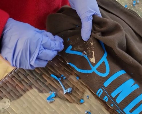 Bỏ túi 10 cách tẩy chữ in trên áo đá bóng nhanh, gọn, tiết kiệm tại nhà