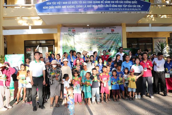 Những Khoảnh Khắc Đẹp Tại Chương Trình Mùa Vàng Trên Bản