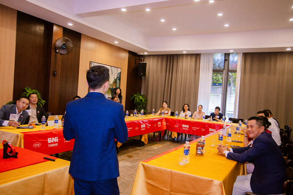 Đồng Phục Thiên Việt Chia Sẻ Hành Trình Từ Zero Tới Triệu Đô Tại BNI Thrive Huế