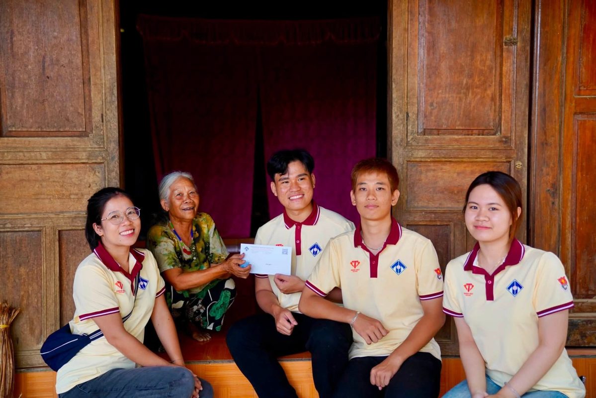 Đồng phục Thiên Việt tại Chiến dịch Mùa hè Xanh 2026