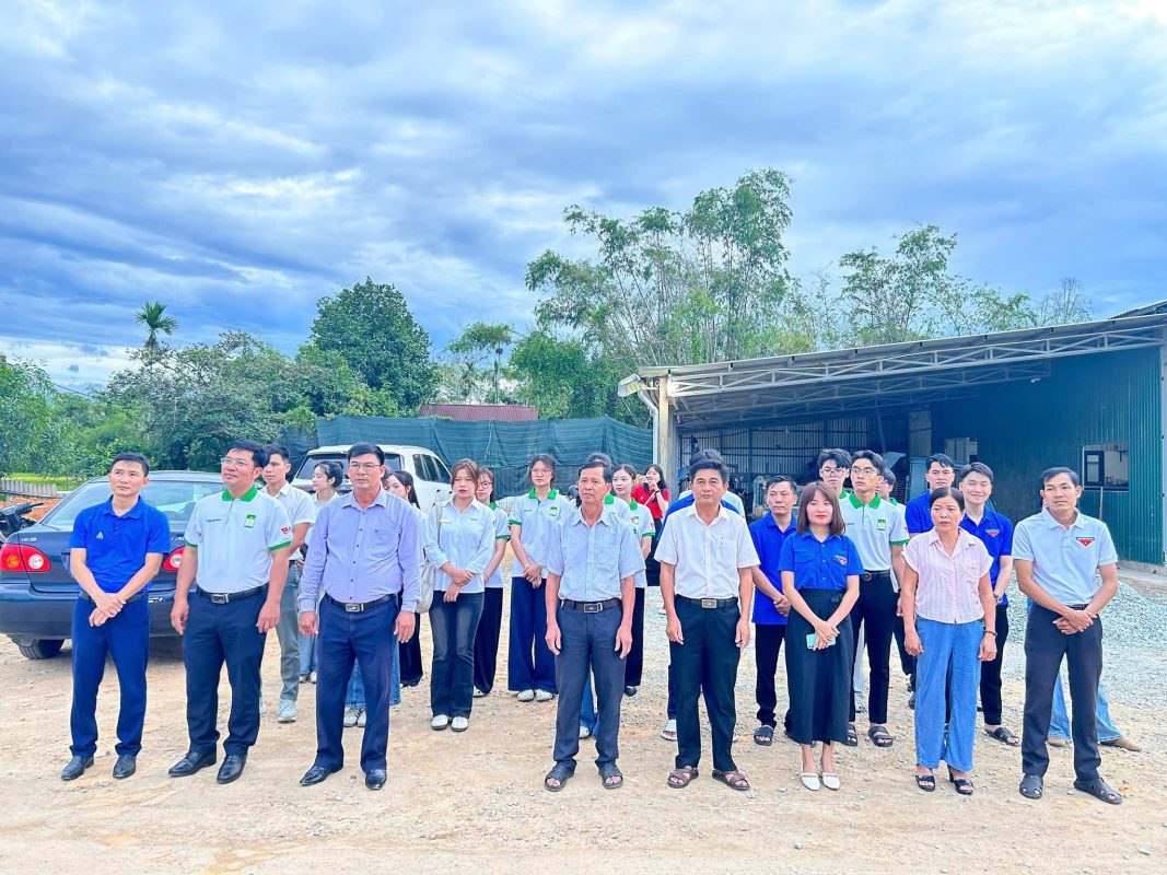 Đồng phục Thiên Việt góp sức cùng hành trình “Thắp sáng quê hương”