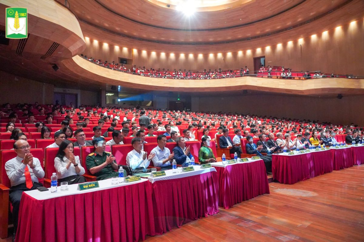 Không Khí Rộn Ràng Tại Lễ Khai Giảng Đại Học Nông Lâm Huế