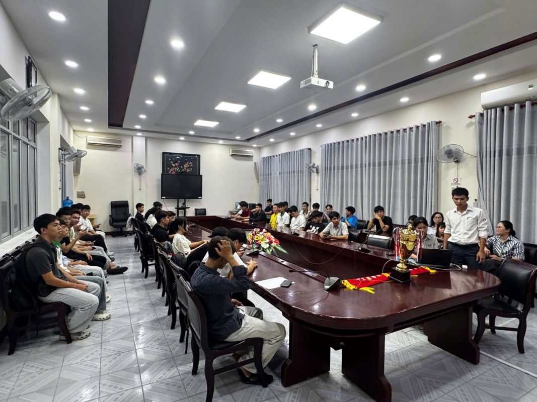 Đồng Phục Thiên Việt Đồng Hành Cùng HUAF Cup 2026