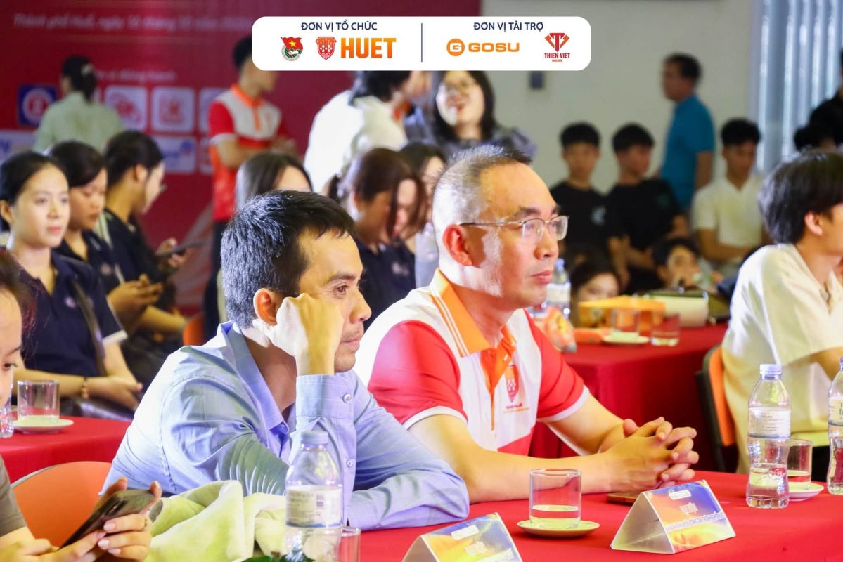 Đồng Phục Thiên Việt Góp Sức Cho Hoạt Động Sinh Viên