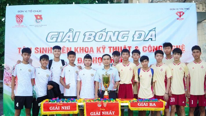 Giải Bóng Đá Tân Sinh Viên Trường Kỹ Thuật Và Công Nghệ
